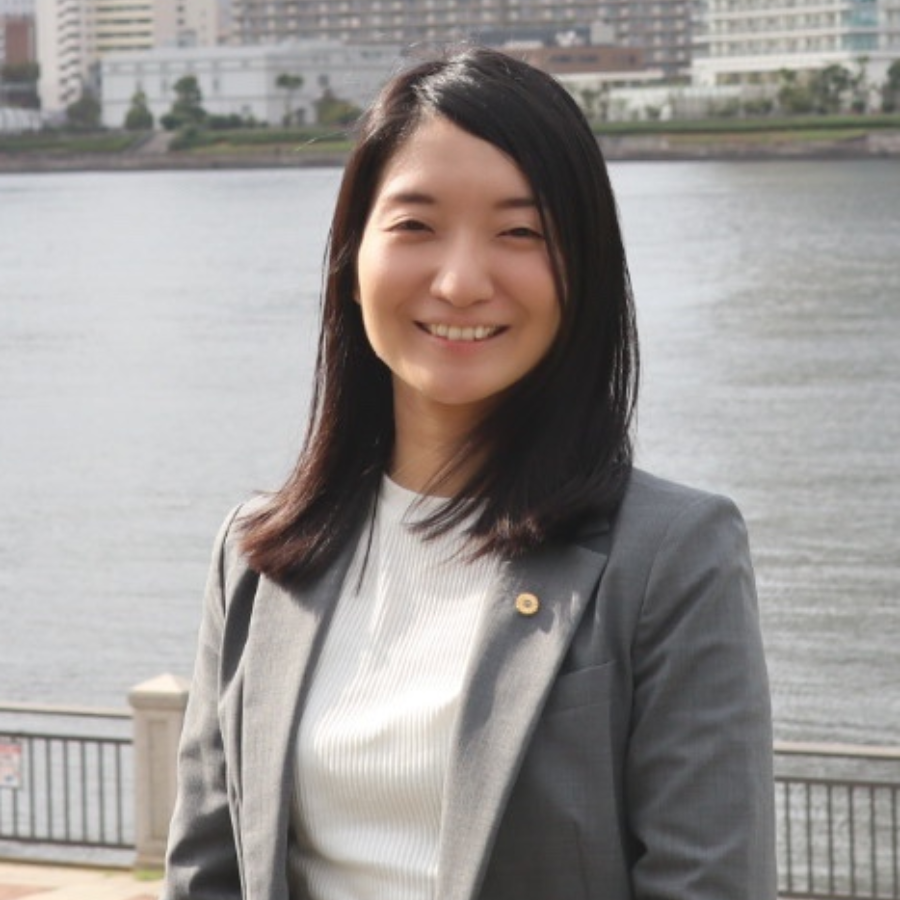 栗城 恵