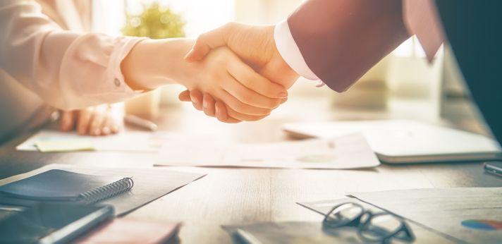 就活エージェントとは?の画像