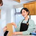 大学中退者が接客業に就く方法！主な職種や仕事で活かせるスキルをご紹介