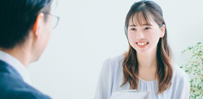 高卒から目指せる事務職の探し方の画像