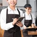 飲食店がきついといわれる理由とは？おすすめの仕事や転職成功の方法を解説