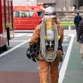 高卒で消防士になるには？採用試験や倍率・年収などの気になる情報を解説