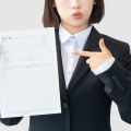 履歴書に高校中退歴を書くコツは？理由別の不利にならない書き方を解説