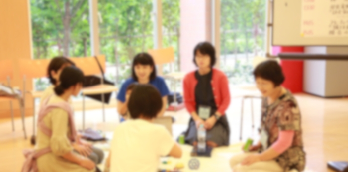 それぞれの子育てに寄り添う「つどい」(対面・オンライン) の画像