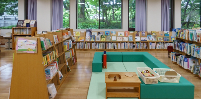 こどもたちのためにNPO法人が運営するこどもの本専門図書館の画像