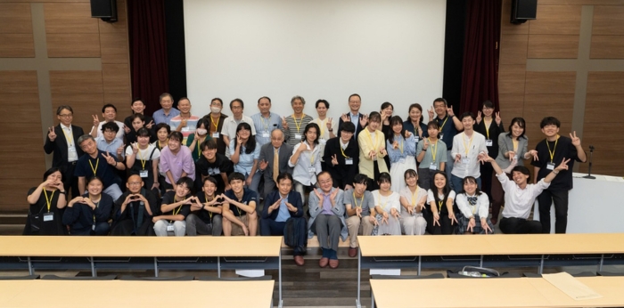 高校生のインターンや高卒社員の研修を通じて地域社会の担い手を育てる団体の画像