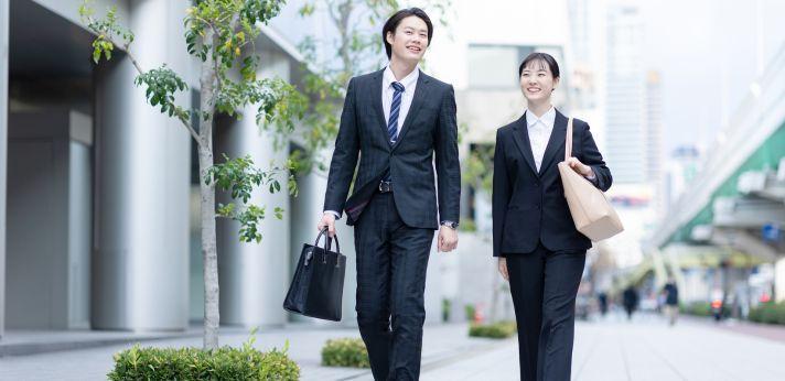 在職中に転職活動を行うメリット・デメリットの画像