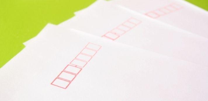 封筒のサイズは「角形2号」か「角形A4号」の画像