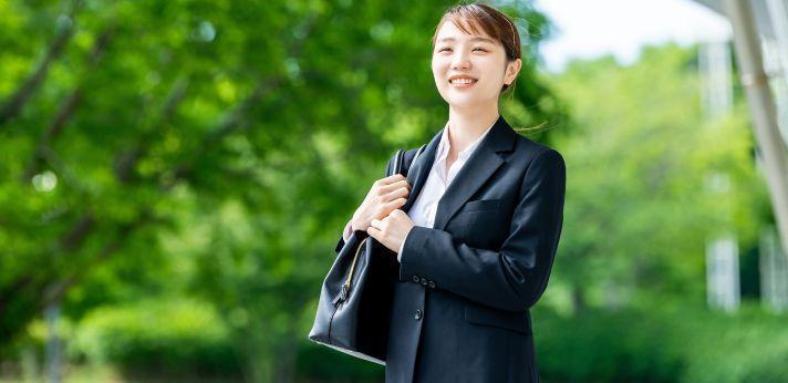 大学中退者は新卒扱いになるの画像