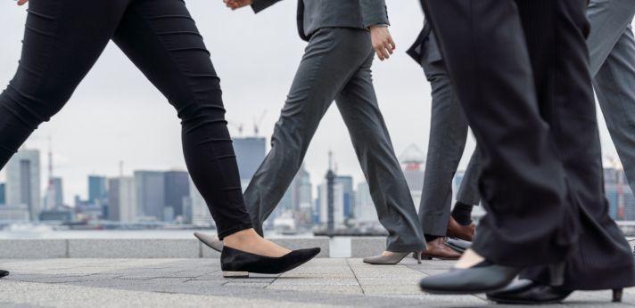 大学中退者の就職が厳しい4つの理由の画像