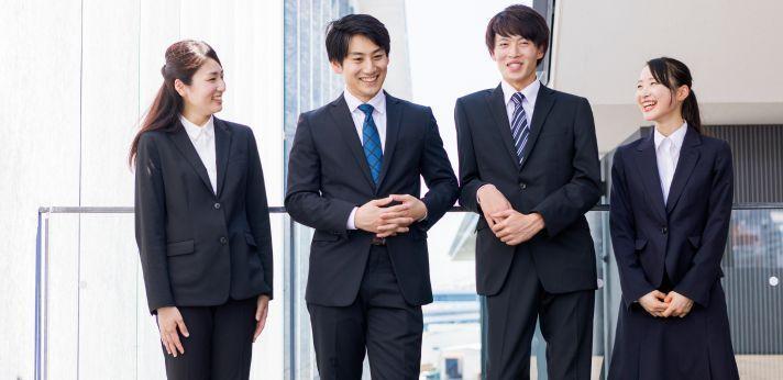 大卒者の就職先と状況の画像