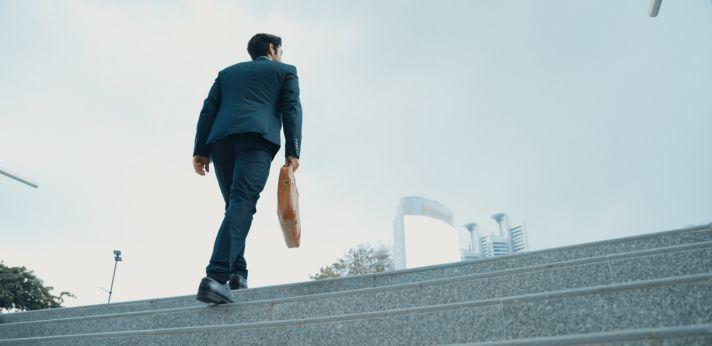 フリーターの末路を回避するためのキャリアプランの画像