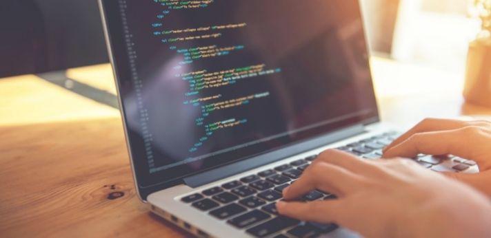 ニートからSE(システムエンジニア)を目指すなら仕事内容を知ろうの画像