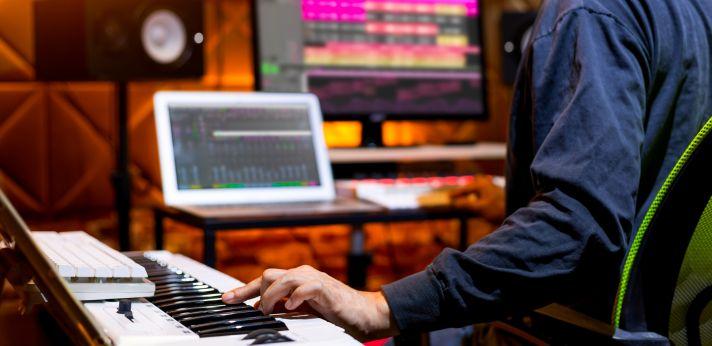 ゲーム会社に就職して目指せる職種の画像