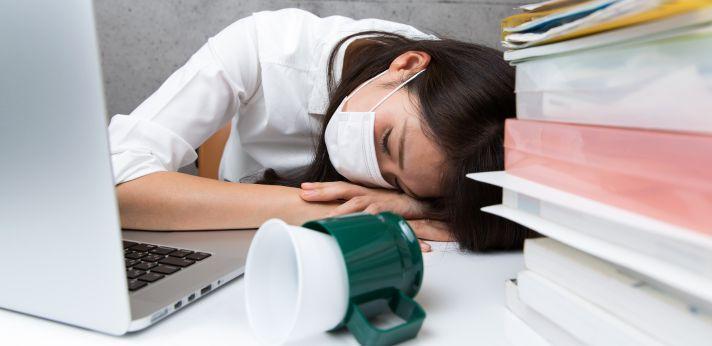 会社を早退する理由を伝えるときのマナーの画像