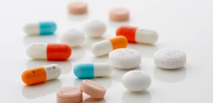 医薬品業界の仕事とは？将来性やメリット・デメリットもご紹介